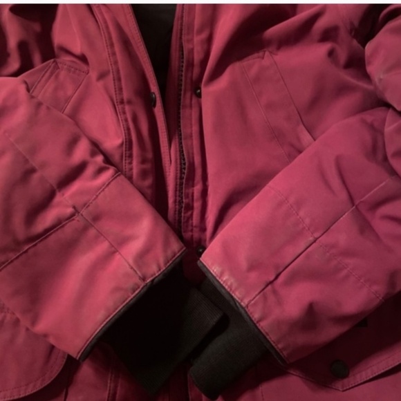 Canada Goose Parka. Small - Picture 5 of 6